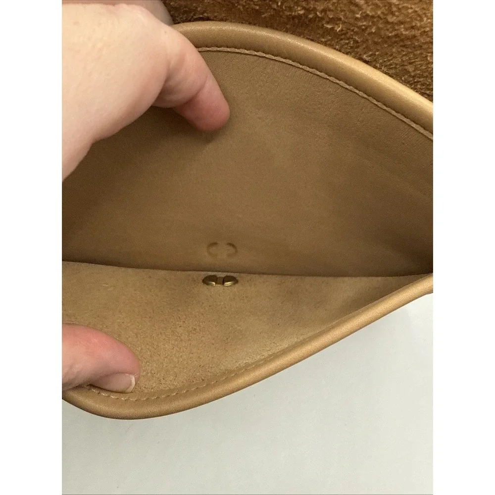 Coach VTG 80s City Bag Leather Crossbody Turn Lock USA W/ Replacement Strap